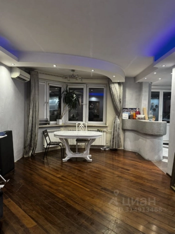 Купить четырехкомнатную квартиру в районе Сокол в Москве. Вариант № 29432, 5, площадь -  квм, цена 21500000 рублей