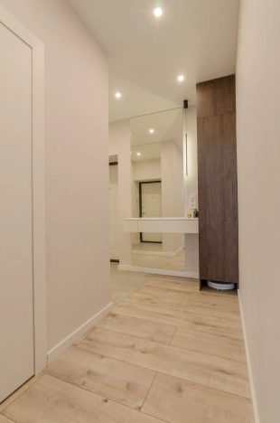 Купить двухкомнатную квартиру на улице Ленинградская в Вологде. Вариант № 16366, 21, площадь -  квм, цена 11250000 рублей