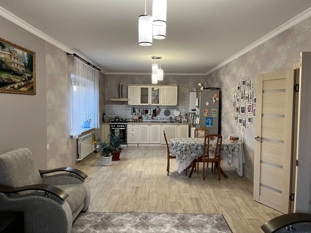 Купить дом в Элисте. Вариант № 6271409, 0, площадь -  квм, цена 8600000 рублей