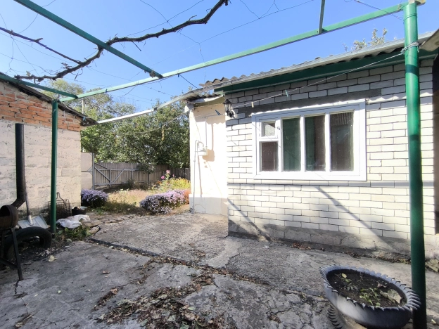 Купить дом на улице Везельская в Белгороде. Вариант № 6768580, 40, площадь -  квм, цена 5700000 рублей