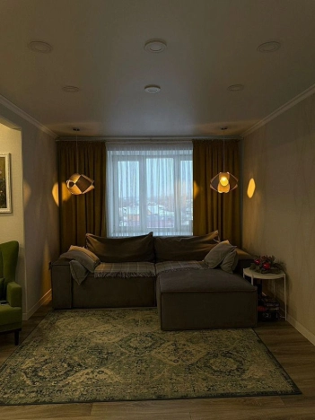 Купить трехкомнатную квартиру в Республике Башкортостан. Вариант № 28061, 8, площадь -  квм, цена 9300000 рублей