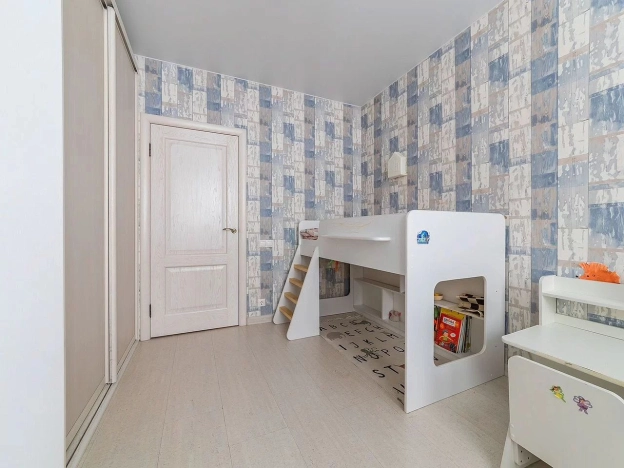 Купить двухкомнатную квартиру в районе Приморский в Санкт-Петербурге. Вариант № 3224984, 16, площадь -  квм, цена 22500000 рублей