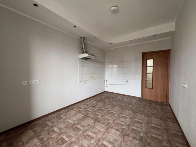 Купить однокомнатную квартиру в Санкт-Петербурге. Вариант № 9465788, 13, площадь -  квм, цена 8500000 рублей