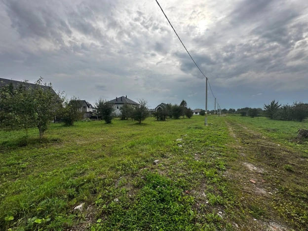 Купить земельный участок на улице Заозёрный проезд в Калининграде. Вариант № 3651259, 13, площадь -  квм, цена 2700000 рублей