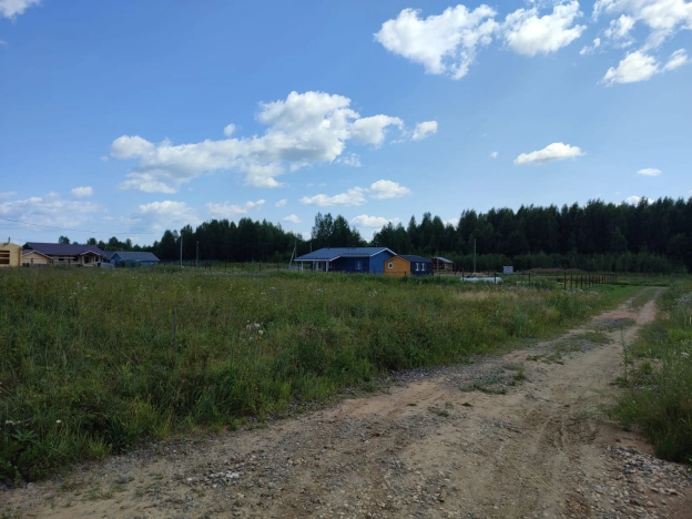 Купить земельный участок в Вологодской области. Вариант № 21303, 7, площадь -  квм, цена 1000000 рублей