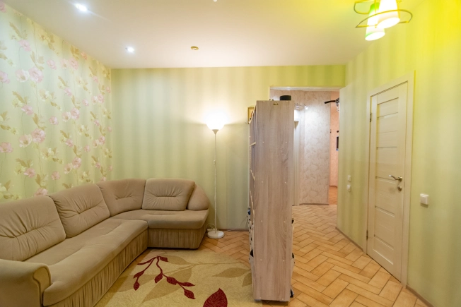 Купить трехкомнатную квартиру на улице проезд Алексея Афанасьева в Петрозаводске. Вариант № 2352842, 19, площадь -  квм, цена 8700000 рублей