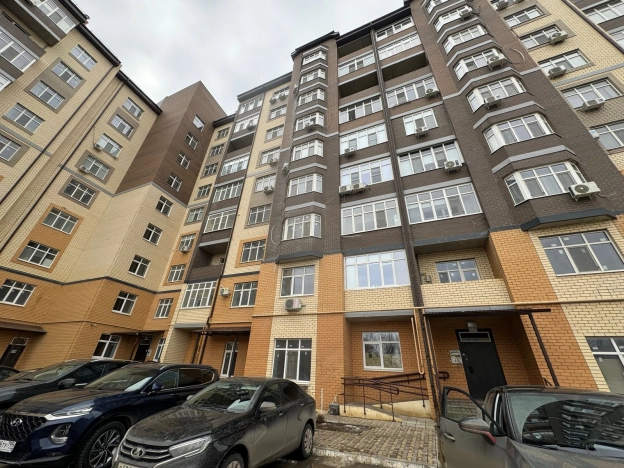 Купить двухкомнатную квартиру на улице Юрия Клыкова в Элисте. Вариант № 29497, 16, площадь -  квм, цена 7900000 рублей