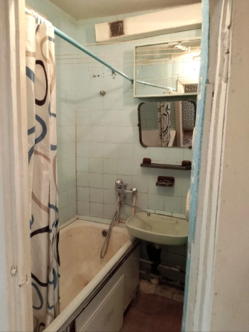 Купить двухкомнатную квартиру в Одинцове. Вариант № 2482996, 18, площадь -  квм, цена 4500000 рублей