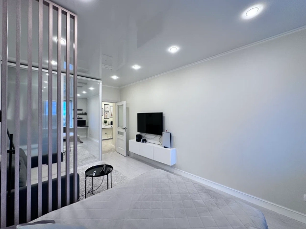 Купить трехкомнатную квартиру в районе Приморский в Санкт-Петербурге. Вариант № 7497658, 7, площадь -  квм, цена 23450000 рублей