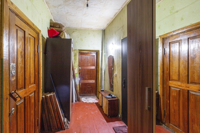 Купить комнату в Омске. Вариант № 20007, 8, площадь -  квм, цена 1080000 рублей