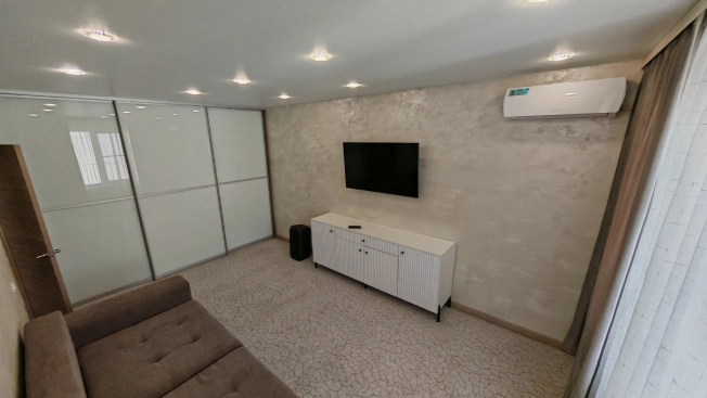 Купить трехкомнатную квартиру в Воронеже. Вариант № 5922181, 20, площадь -  квм, цена 7800000 рублей