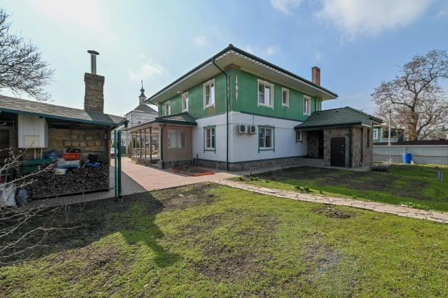 Купить дом в Новочеркасске. Вариант № 30421, 35, площадь -  квм, цена 38000000 рублей