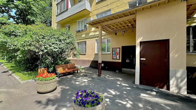 Купить квартиру в районе Замоскворечье в Москве. Вариант № 46324, 25, площадь -  квм, цена 24000000.0000 рублей