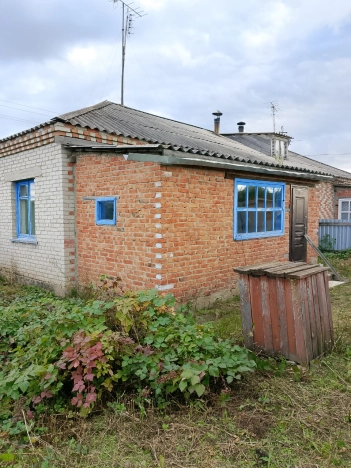 Купить дом в Алтайском крае. Вариант № 6631354, 3, площадь -  квм, цена 350000 рублей