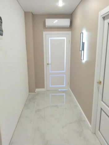 Купить двухкомнатную квартиру на улице Старокубанская в Краснодаре. Вариант № 3332087, 1, площадь -  квм, цена 13400000 рублей