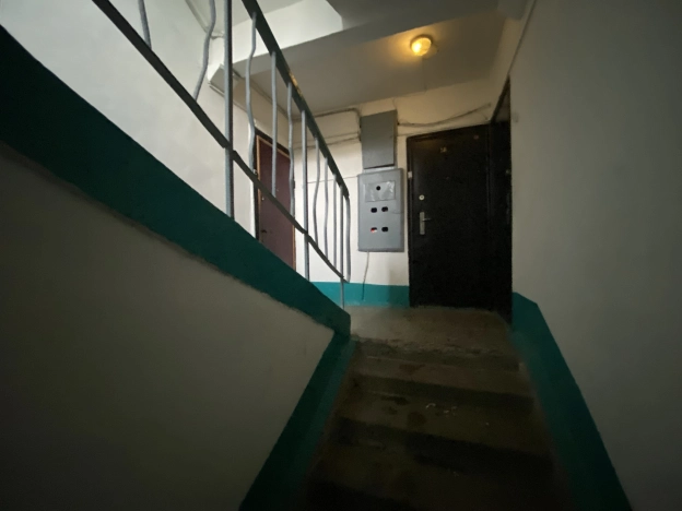 Купить однокомнатную квартиру в Приморском крае. Вариант № 4077731, 8, площадь -  квм, цена 2000000 рублей