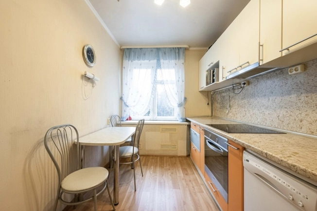 Купить квартиру на улице Андропова в Петрозаводске. Вариант № 10236344, 2, площадь -  квм, цена 5000000 рублей