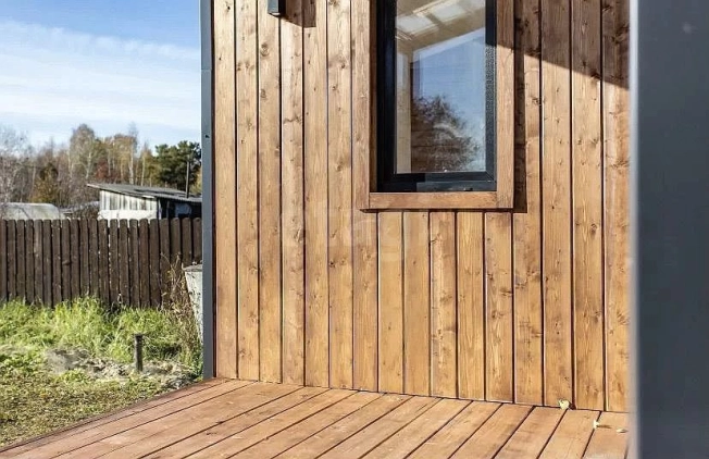 Купить дом на улице Совхозная в Тюменской области. Вариант № 8448606, 33, площадь -  квм, цена 2100000 рублей