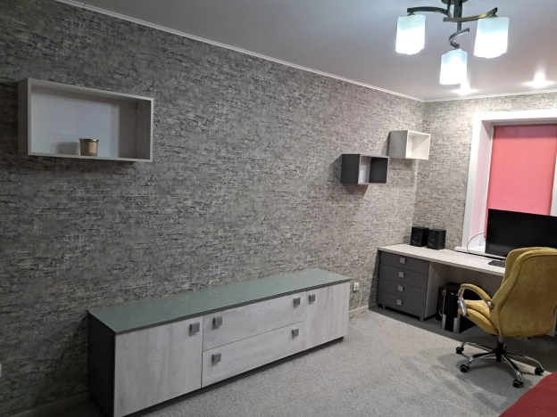 Купить двухкомнатную квартиру на улице переулок Николая Липового в Бийске. Вариант № 8451430, 9, площадь -  квм, цена 6150000 рублей