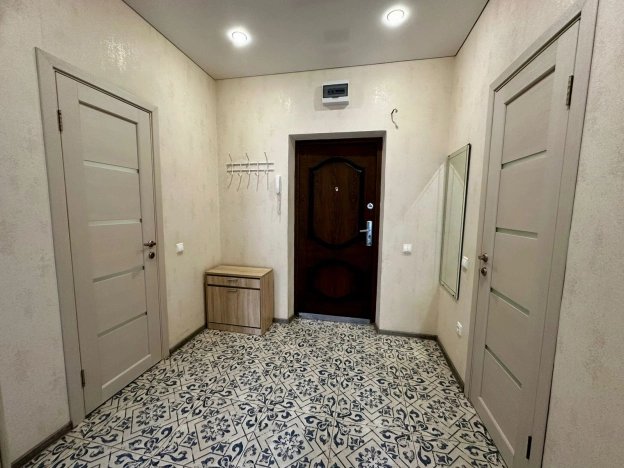 Купить квартиру в ЖК Губернский в Краснодаре. Вариант № 8242031, 10, площадь -  квм, цена 5550000 рублей