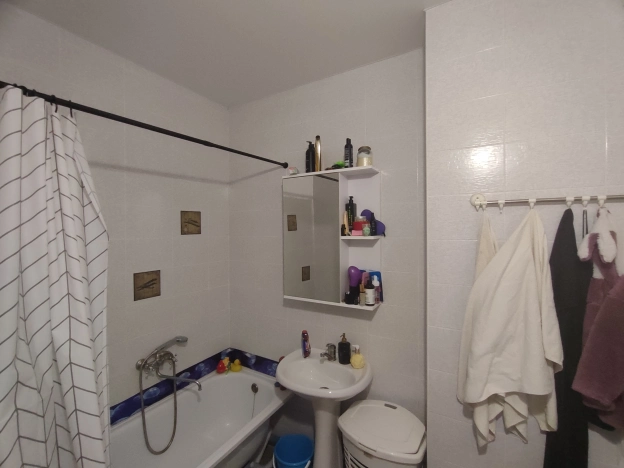 Купить однокомнатную квартиру в Микрорайоне 11-й в Белгороде. Вариант № 5761651, 11, площадь -  квм, цена 4250000 рублей