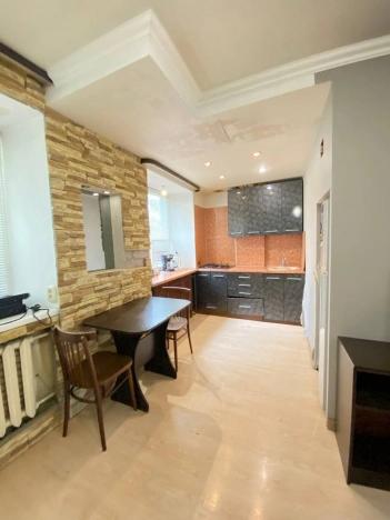 Купить двухкомнатную квартиру на вторичке на улице Набережная реки Мойки в Пензе. Вариант № 4825188, 4, площадь -  квм, цена 3590000 рублей