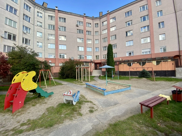 Купить однокомнатную квартиру на улице Стрелковая в Калининграде. Вариант № 13322, 33, площадь -  квм, цена 16500000 рублей