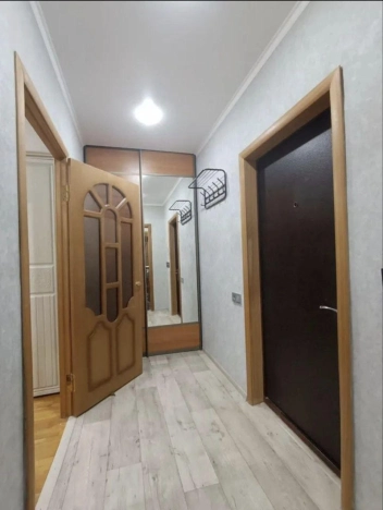 Купить квартиру в Белгороде. Вариант № 10340072, 8, площадь -  квм, цена 4700000 рублей