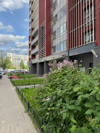 Купить однокомнатную квартиру на вторичке у метро Политехническая в Санкт-Петербурге. Вариант № 3229737, 9, площадь -  квм, цена 14400000 рублей