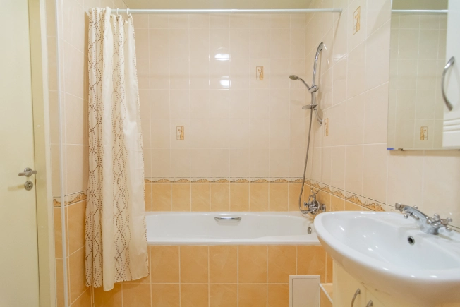 Купить квартиру в районе Зарека в Петрозаводске. Вариант № 7902535, 22, площадь -  квм, цена 7590000 рублей