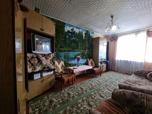 Купить трехкомнатную квартиру на улице Совхозная в Владимирской области. Вариант № 7994791, 24, площадь -  квм, цена 1200000 рублей