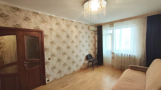 Купить двухкомнатную квартиру в Ростовской области. Вариант № 9799745, 7, площадь -  квм, цена 8500000 рублей