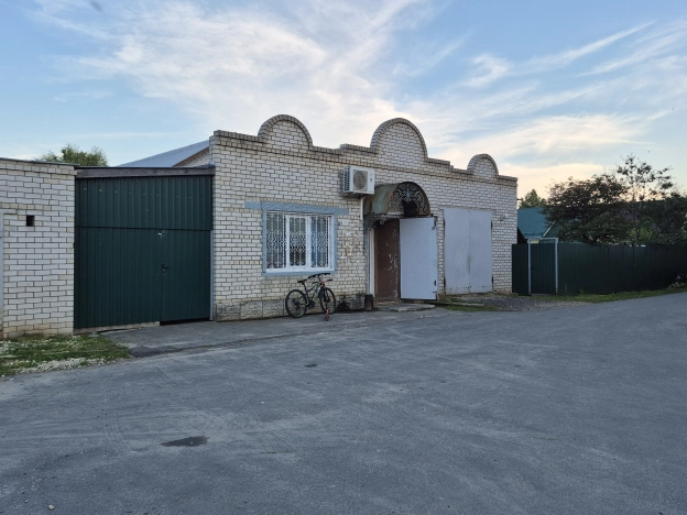 Купить дом на улице Кирова в Нижегородской области. Вариант № 1009165, 32, площадь -  квм, цена 1400000 рублей