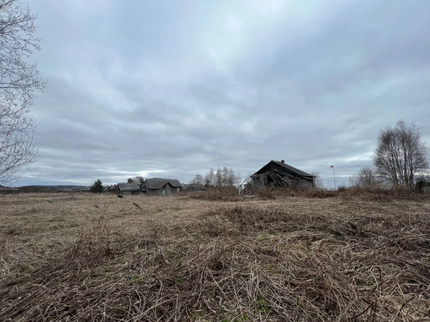 Купить земельный участок на улице Цветочная в Республике Карелия. Вариант № 6364, 3, площадь -  квм, цена 350000 рублей