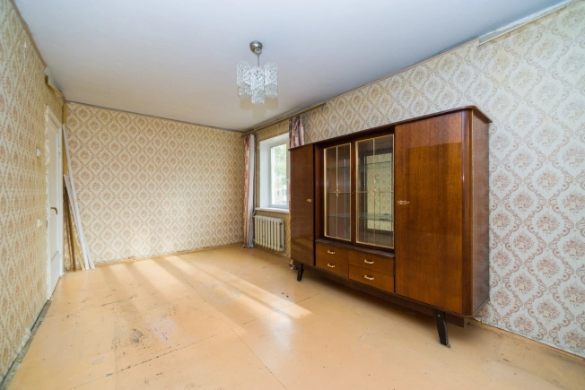 Купить трехкомнатную квартиру в Рязанской области. Вариант № 7803322, 6, площадь -  квм, цена 3590000 рублей