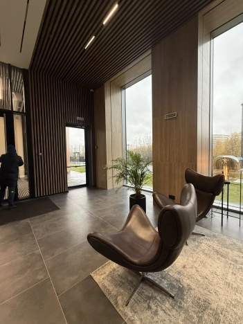 Купить квартиру в Москве. Вариант № 8531352, 8, площадь - квм, цена 40700000 рублей