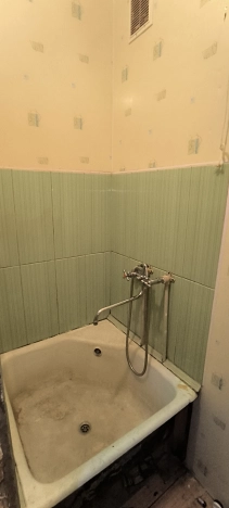 Купить комнату в Ярославской области. Вариант № 17022, 8, площадь -  квм, цена 370000 рублей