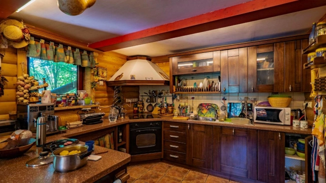 Купить дом в Москве. Вариант № 10286235, 7, площадь -  квм, цена 24000000 рублей