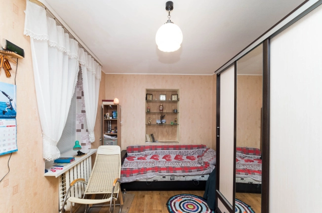 Купить дом в Микрорайоне Восточный, Тобольск в Тобольске. Вариант № 11701, 4, площадь -  квм, цена 9000000 рублей