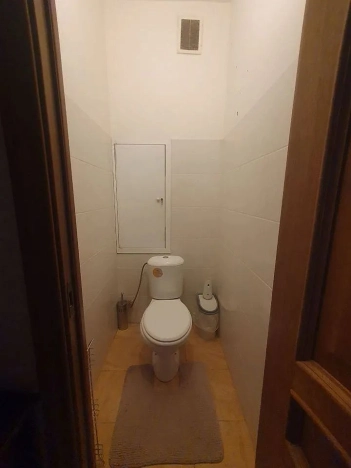 Купить трехкомнатную квартиру в Ростовской области. Вариант № 9949076, 9, площадь -  квм, цена 11900000 рублей