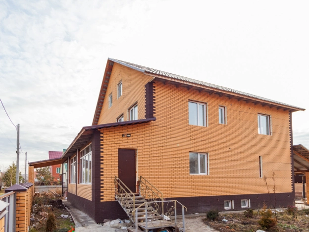 Купить дом на улице Благодарная в Бердске. Вариант № 12825, 42, площадь -  квм, цена 18500000 рублей