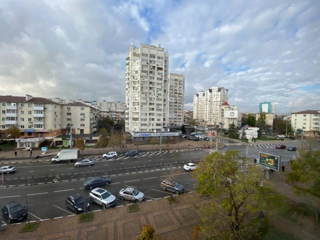 Купить двухкомнатную квартиру в Новороссийске. Вариант № 10717141, 18, площадь -  квм, цена 6470000 рублей