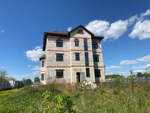 Купить дом в Калуге. Вариант № 2498, 0, площадь -  квм, цена 7695000 рублей