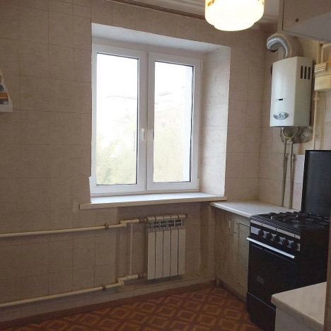 Купить трехкомнатную квартиру на улице Железнякова в Белгороде. Вариант № 3780188, 6, площадь - квм, цена 4698000 рублей