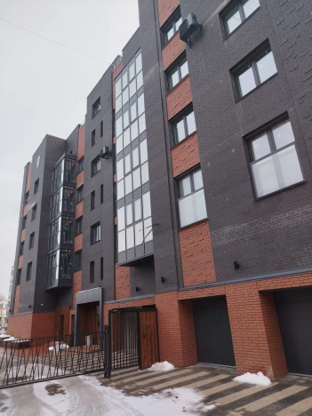 Купить квартиру на улице Февральский переулок в Вологде. Вариант № 29256, 34, площадь -  квм, цена 6200000 рублей