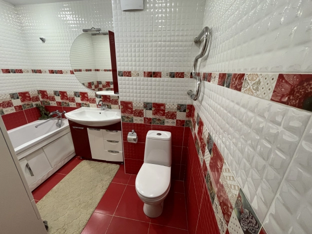 Купить трехкомнатную квартиру в Микрорайоне Арбеково, Октябрьский район в Пензе. Вариант № 1065761, 4, площадь -  квм, цена 7200000 рублей