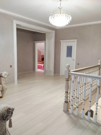 Купить дом в Микрорайоне Советский, Стерлитамак в Стерлитамаке. Вариант № 50539, 33, площадь -  квм, цена 27500000 рублей