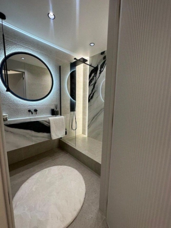 Купить квартиру в Москве. Вариант № 9238134, 8, площадь - квм, цена 50000000 рублей