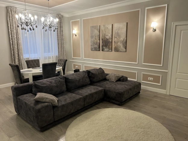 Купить трехкомнатную квартиру на улице Соловьиная в Красногорске. Вариант № 8223330, 0, площадь -  квм, цена 28000000 рублей