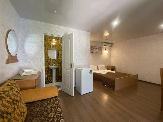 Купить дом в Севастополе. Вариант № 60112, 24, площадь -  квм, цена 32000000 рублей